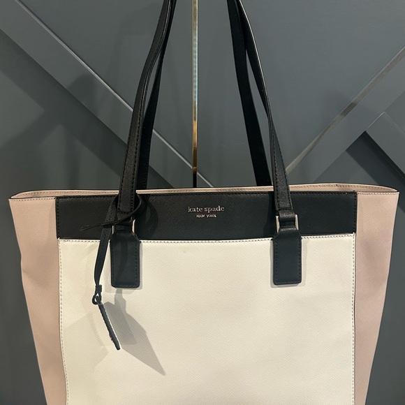 kate spade Handbags - Kate Spade Black, Cream, and Pink Tote